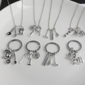<span class=keywords><strong>Collana</strong></span> <span class=keywords><strong>con</strong></span> <span class=keywords><strong>Ciondolo</strong></span> a Forma di <span class=keywords><strong>Dente</strong></span> <span class=keywords><strong>con</strong></span> Spazzolino in Oro - Product Image 4