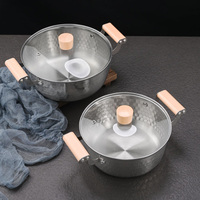 Marmite à soupe et à bouillon en métal avec doubles poignées en bois, couvercle en verre, design élégant, compatible lave-vaisselle, pour cuisinières à gaz et à induction