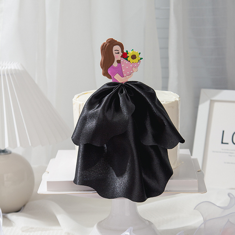 Sitting Lady Silhouette Cake Topper - Perfect for Birthdays