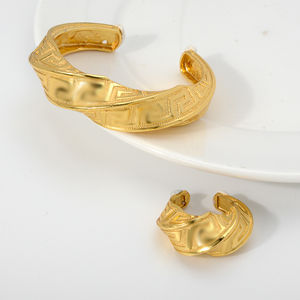 Nuevo Juego de Joyas con Diseño de Flores Chapadas en Oro de 14k para Mujer con Brazalete y Anillo de Oro de Dubái para Bodas y Fiestas - Product Image 4