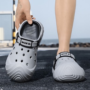 Sandalias de Verano para Hombre y Mujer, Diseño Transpirable con Orificios, Correa de Talón Ajustable, Antideslizantes, de EVA, para Jardín y Playa - Product Image 3