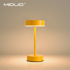Lámpara led de escritorio de moda, protección ocular, recargable, a buen precio