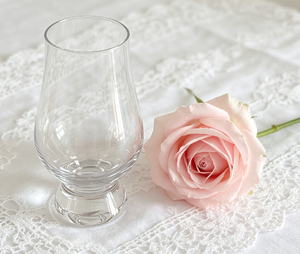 Verre à whisky en cristal sculpté vintage de luxe léger, parfumé à la tulipe, pour dégustation - Product Image 4