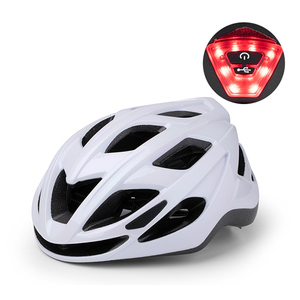 Casco <span class=keywords><strong>de</strong></span> bicicleta <span class=keywords><strong>de</strong></span> montaña barato para adultos <span class=keywords><strong>de</strong></span> alta calidad con luz <span class=keywords><strong>de</strong></span> rastro casco <span class=keywords><strong>de</strong></span> luz LED recargable por USB - Product Image 1