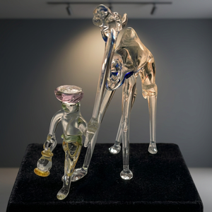 Ornements de Noël en verre style traditionnel, figurine de cavalier à chameau, finition brillante, artisanale, pour salon, collection Tiny Glass World - Product Image 1
