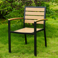 Moderne Outdoor-Essstühle Café Innenhof Bistro Restaurant Garten Schwimmbad Kunststoff-Möbel Tische Stühle