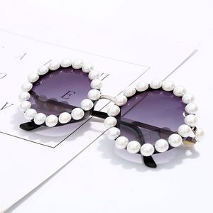 Wholesale 2020 New Fashion Luxury Vintage Small <b>Frame</b> Women <b>Sunglasses</b> Pearl <b>Round</b> <b>Sunglasses</b> - Product Image 6