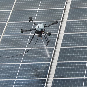 โดรนทำความสะอาดกระจกระดับมืออาชีพ พร้อมกล้อง ควบคุมระยะไกล สำหรับทำความสะอาดอาคารสูง ถ่ายภาพได้ไกล 15 กม. - Product Image 1