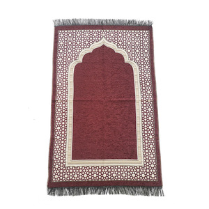 Alfombra de Oración Diseñada para un Culto Tranquilo, Hecha a Máquina, Material de Poliéster Suave, Resistente a las Manchas, Apta para Mascotas, para la Oración Diaria - Product Image 6