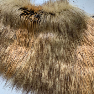 Tela de piel de mapache de imitación marrón Jacquard a rayas de peso pesado para abrigo con cuello y ropa de abrigo de invierno - Product Image 3