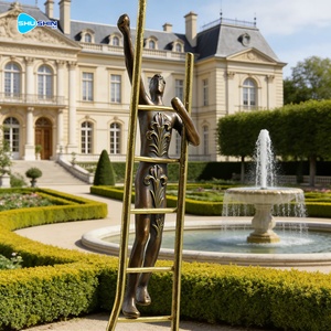 Escultura de Bronce Personalizada de un Bombero con Escalera, Estatua de Arte Público para Exteriores, Fundición con Acabado Antiguo - Product Image 2