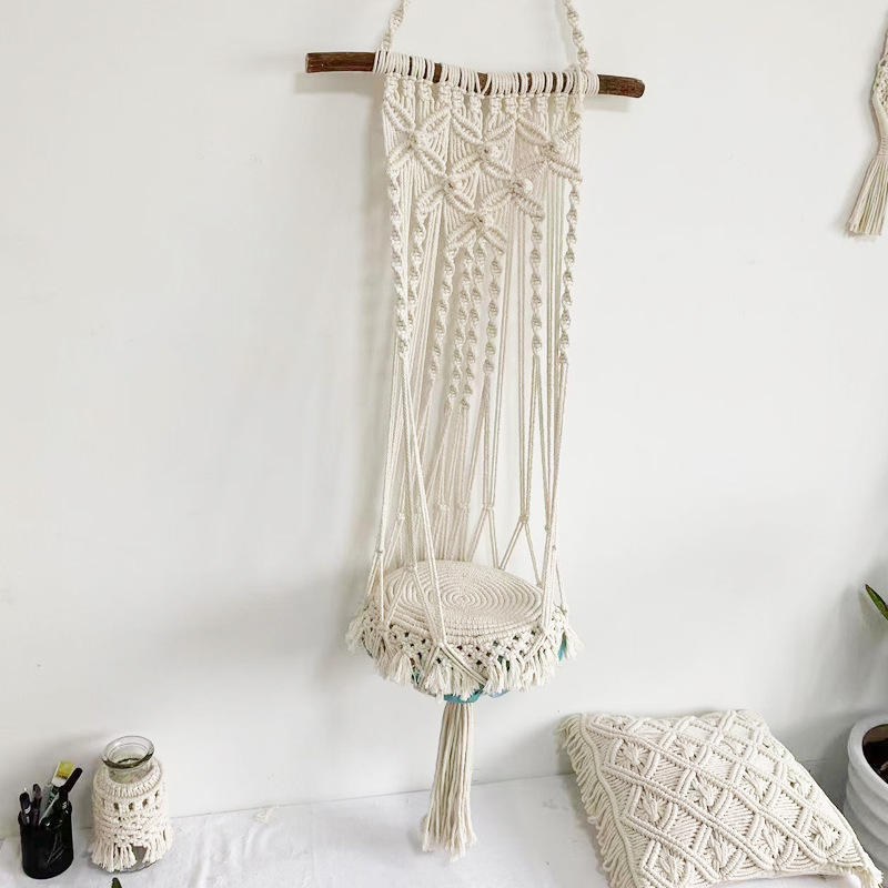 แขวนผนัง