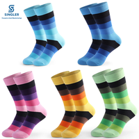 Chaussettes de mode personnalisées avec logo, vente en gros, chaussettes en coton pour hommes, chaussettes fantaisie, chaussettes rayées de couleurs vives, chaussettes habillées pour hommes d'affaires