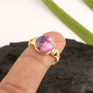 Opale rose et opale violette 10x10mm bague de mariage solide en argent sterling 925 plaqué or 18 carats avec réglage de lunette tendance - Product Image 2