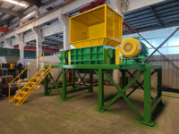 Broyeur à double arbre haute efficacité Shengzhong – Concasseur avancé pour métaux, acier, alliages et plastiques – Broyage stable et compactage