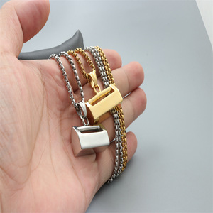 Stainless Steel <b>Lock</b> Pendant <b>Necklace</b> Unisex Fashionable Silver Gold Geometric Design Gift Jewelry - Product Image 4