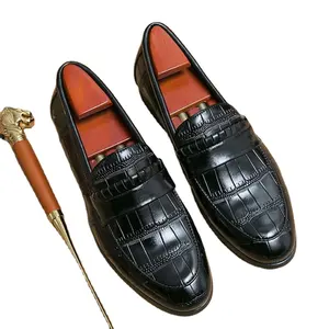 공장 직접 판매 여성 하이힐 여성 드레스 신발 블랙 맨 드레스 신발 로퍼 특허 소년 드레스 신발