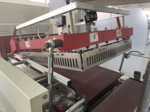 Máquina Envolvedora Termoencogible Eléctrica Automática Tipo <span class=keywords><strong>L</strong></span>, Controlada por PLC, Equipo <span class=keywords><strong>de</strong></span> Encogimiento <span class=keywords><strong>de</strong></span> Película POF para Alimentos, Bebidas y Ropa - Product Image 2
