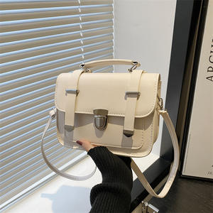 Sac à bandoulière carré petit format pour femme, style japonais distinctif, rétro, tendance, en PU, avec fermeture éclair, pour l'été - Product Image 2