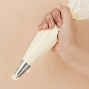 Ensemble Très Vendu de 100 Poches à Douille Jetables 3D Faites à la Main pour Glaçage et Crème Pâtissière - Product Image 1