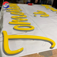 Signe néon en acrylique de logo de nom commercial de LED personnalisé avec les lumières changeantes de couleur de RVB