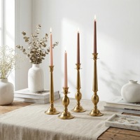 Chandelier en fer métallique conique, style européen minimaliste, corps en spirale, pour dîner aux chandelles romantique et mariage