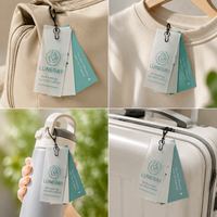 Étiquettes suspendues personnalisées en PVC transparent et silicone découpé, imprimées sur papier, avec logo sur mesure, recyclables, avec cordons et épingles de sécurité pour vêtements