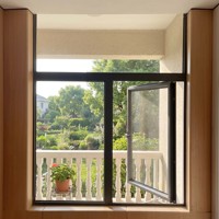 Fenêtre pliante en alliage d'aluminium série SOL 55, insonorisée, triple vitrage isolant, taille personnalisée, certifiée Energy Star, minimaliste