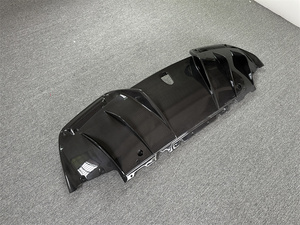สำหรับเฟอร์รารี296ตัวกระจายกันชนหลัง OE เป็นรุ่นคาร์บอนไฟเบอร์ - Product Image 3
