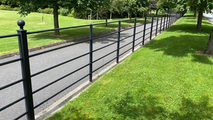 Factory Direct Sale <strong>Galvanised</strong> Traditional Pre-formed Estate Fencing <strong>Railings</strong> for UK Market - Product Image 5