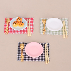 Ensemble de vaisselle miniature pour <span class=keywords><strong>maison</strong></span> de poupée, modèle miniature de <span class=keywords><strong>assiette</strong></span>, fourchette, baguettes et <span class=keywords><strong>set</strong></span> de table simulés, accessoires de bricolage pour scène ob11 - Product Image 1