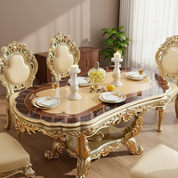 Table à manger longue de style européen, style américain, luxe sculpté, couleur champagne, marqueterie en marbre, feuille d'or
