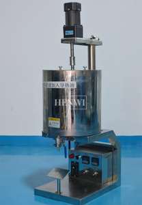 Remplisseur de rouge à lèvres Henwi avec réservoir de chauffage et d'agitation pour les produits de crème de brillant à lèvres de baume à lèvres à coulée chaude dans la production cosmétique. - Product Image 2