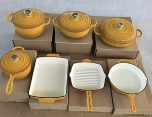 Juego de 11 piezas de lujo de utensilios de cocina de hierro fundido esmaltado en blanco: Olla holandesa, sartén grill, sartén, cacerola y bandeja para hornear - Product Image 2