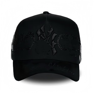 Gorras Originales OEM/ODM G5 Barbas Beard, Gorras de Gamuza Bordadas Personalizadas, Gorra Estructurada de 5 Paneles con Cierre a Presión, Gorra X Ct - Product Image 1