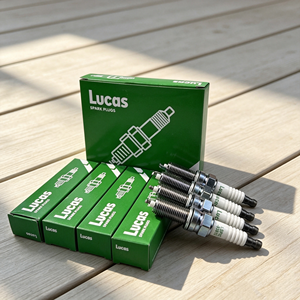 Bujía de Iridio Nueva de Alta Calidad <span class=keywords><strong>Lucas</strong></span> Factory OE 18846-10061 18851-11060 18874-11080 para Hyundai-Kia - Product Image 1