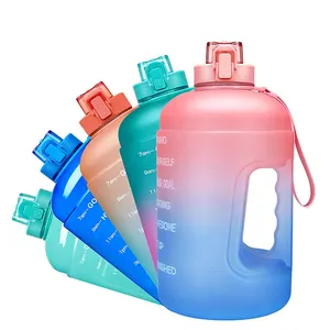 뜨거운 판매 5 갤런 32oz 운동 단백질 반짝이 큰 용량 BPA 무료 휴대용 폴리 클리어 24oz 피트니스 병