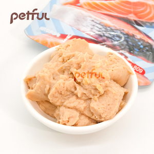 Pochette de collations pour animaux de compagnie de vente chaude d'usine pour chat 80g collations pour animaux de compagnie 3 saveurs délicieuses collations pour chiens chats aliments humides pour animaux de compagnie avec poulet saumon - Product Image 1