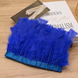 Frange de <span class=keywords><strong>plumes</strong></span> plates multicolores en <span class=keywords><strong>plumes</strong></span> de dinde naturelles pour la décoration de mariages, de fêtes et les accessoires vestimentaires DIY teints - Product Image 4