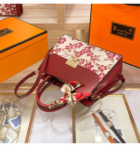 New Fashion Designer Crossbody <b>Bags</b> High Quality PU <b>Leather</b> Shoulder Messenger <b>Bag</b> Casual Totes Luxury Women Handbags and Purses - Product Image 4