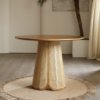 Ensemble table et 4 chaises rondes en bois massif style nordique russe, design moderne et simple, avec rotin tressé, pour salle à manger, petite taille, pour usage domestique