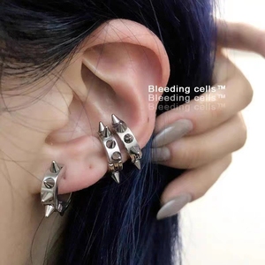 Vendita calda moda uomo donna 304 in acciaio inox orecchini a Clip a forma di cono geometrico con fibbia orecchio foro orecchio personalizzato - Product Image 5