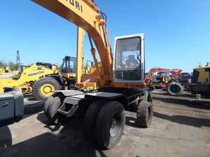 Excavatrice d'occasion, matériel de terrassement HYUNDAI 130W à vendre - Product Image 6