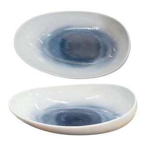 PLATO OVALADO DE PORCELANA, LÍNEA ONDULADA, 30X18.5CM, BLANCO/AZUL - Product Image 1