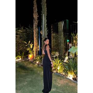 Robe de soirée longue noire Aymil pour femme, style Empire, technique crochetée, luxe, avec strass, longueur ras du sol - Product Image 1