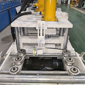 Maquinaria de construcción completamente automática Máquina de fabricación de marcos de puertas de acero y metal - Product Image 6