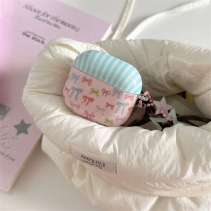 Funda de auriculares compatible con impresión suave IMD para <span class=keywords><strong>AirPods</strong></span> 3rd 4th Generation 2nd <span class=keywords><strong>Pro</strong></span> Generation-Colgante de estrella con nudo de mariposa colorido - Product Image 1