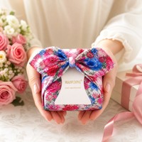 Savon Artisanal Parfumé à la Rose 200g, Emballage Cadeau en Soie avec Nœud, Mousse Riche et Crémeuse Hydratante, Personnalisation OEM ODM