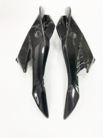 AKOSO Nouvelle Arrivée Panneau Latéral Avant en Fibre de Carbone Pré-imprégnée (Dry Carbon) sans Ailerons pour Moto BMW S1000RR 2025 2026