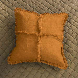 Housse <span class=keywords><strong>de</strong></span> coussin carrée personnalisée <span class=keywords><strong>en</strong></span> <span class=keywords><strong>lin</strong></span>, couleur unie, broderie décorative avec bordure à pompons pour salon - Product Image 4